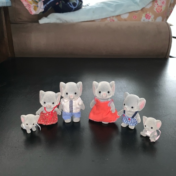 calico critters elephant